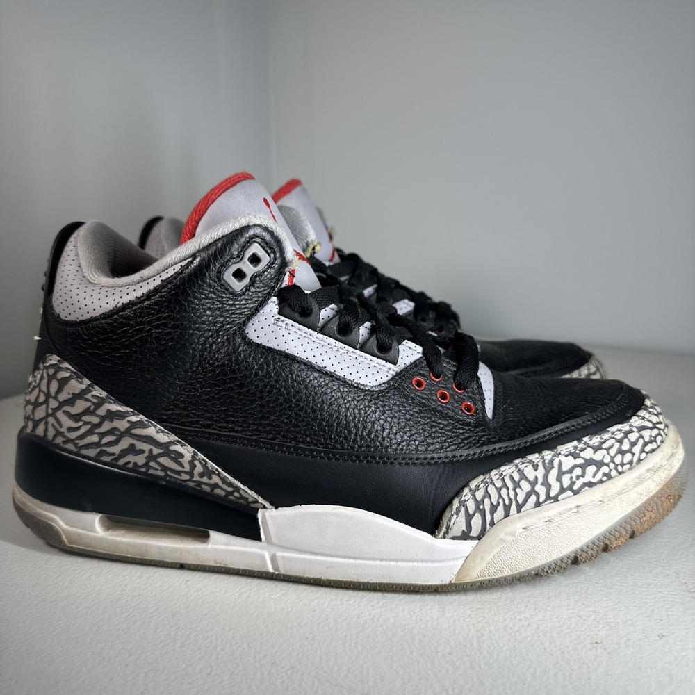 Size 9.5 - Jordan 3 Retro OG Mid Black Cement ( 854262-001)